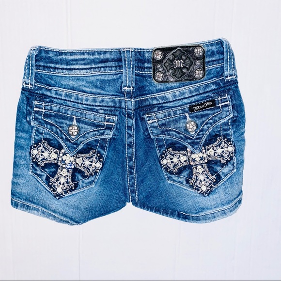 Miss Me Jeans Shorts. - Picture 2 of 9